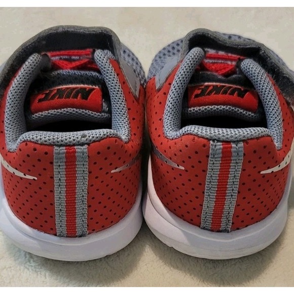 NIKE FLEX EXPERIENCE BABY/NEWBORN SIZE 3C GRAY/RED SHOES - EUC - Picture 4 of 6